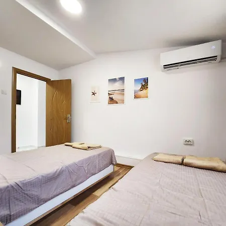 Sun-kissed Getaway Appartement Varna